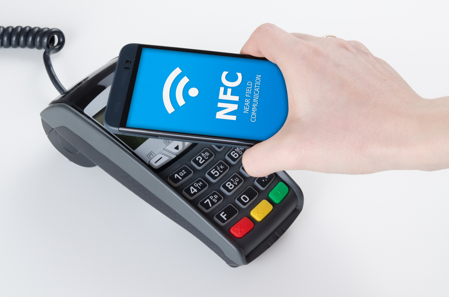 Платеж смартфоном. NFC. NFC технология. NFC В телефоне что это. Что такое NFC В смартфоне.