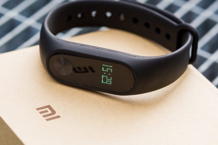 Обзор фитнес-браслета Mi Band 2 от Xiaomi