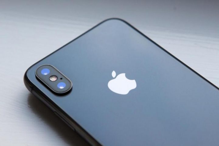 Apple сообщает о выпуске новой модели iPhone с тройной камерой в 2019 году