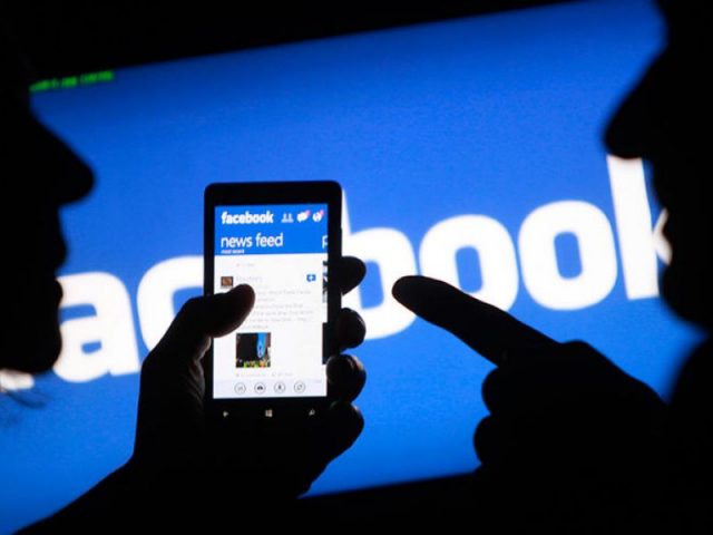 Корабль Facebook «дал течь»: эксперты дают советы пользователям в связи с масштабной утечкой данных