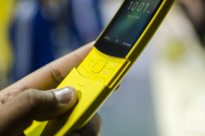 Современную версию «бананофона» Nokia 8110 уже можно купить в России