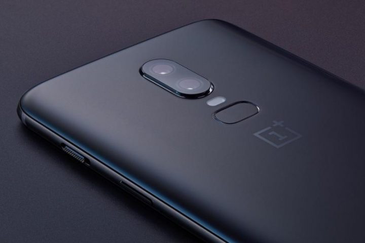 Владельцы смартфона OnePlus 6 пожаловались на хрупкость его корпуса