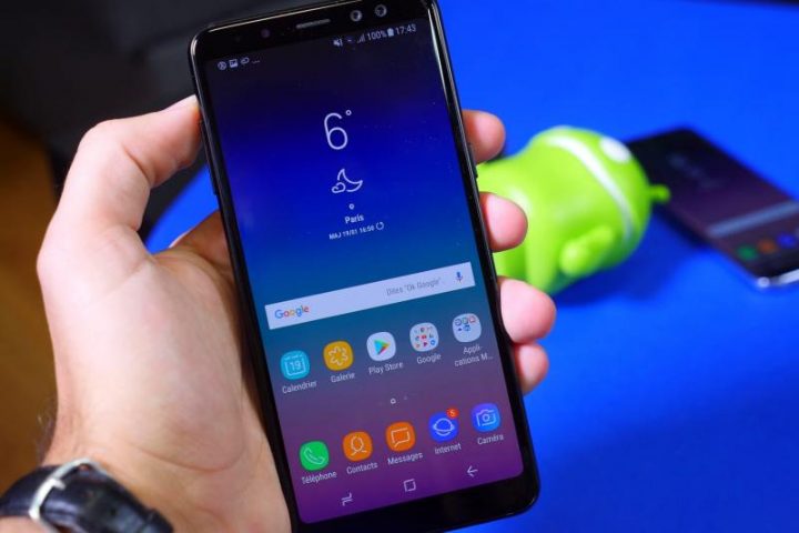 Смартфон Samsung Galaxy J8 поступил в продажу