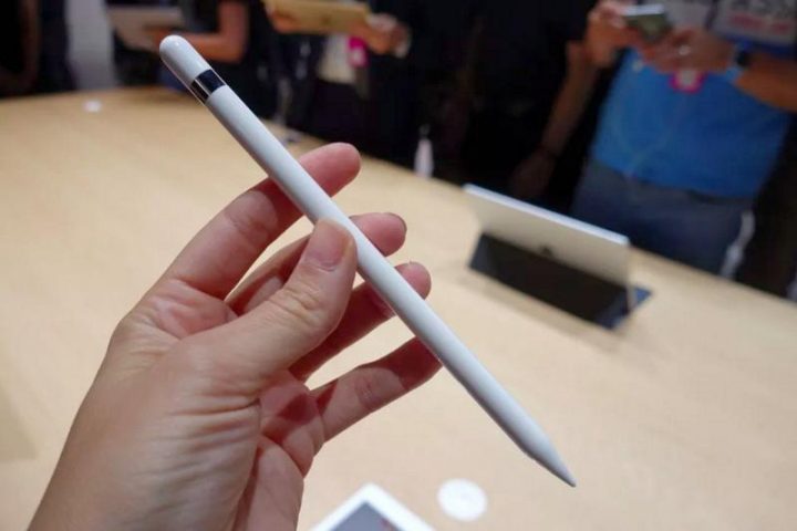 Найден способ «подружить» Apple Pencil с любыми iPad и iPhone