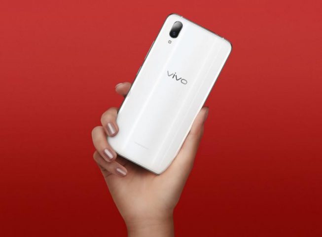 Vivo готовится представить первый в мире смартфон с 10 ГБ ОЗУ