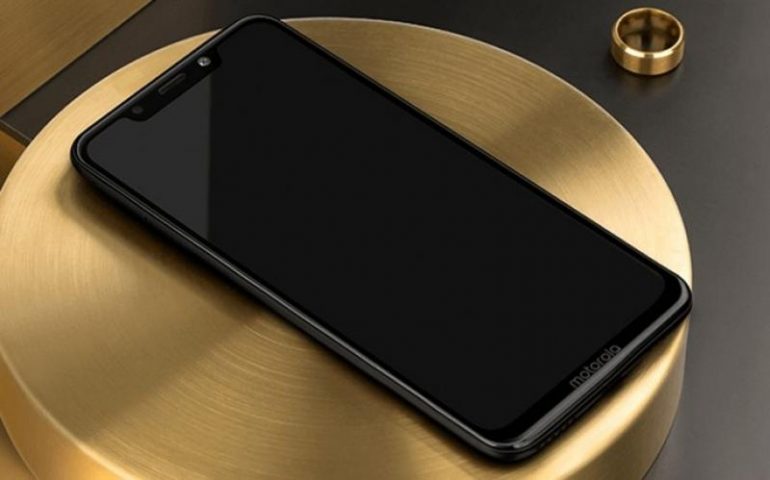 Смартфон Motorola P30 Note получил батарею на 5000 миллиампер-час