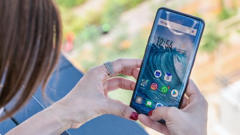 Стало известно, когда смартфон Oppo Find X появится в России