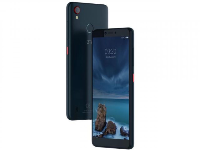 В России стартуют продажи бюджетного смартфона ZTE A7 Vita