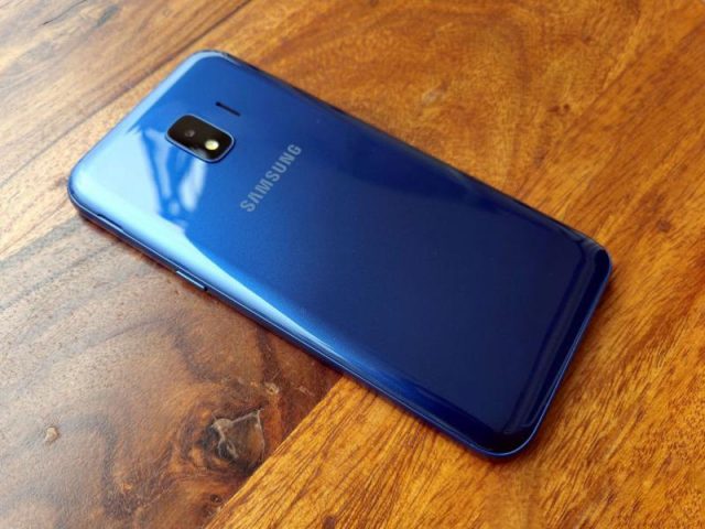 Samsung выпустит ещё один смартфон на Android Go