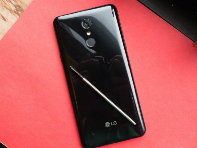 Опубликован официальный рендер смартфона LG Q9