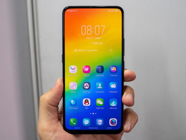Vivo выпустит смартфон с двумя экранами