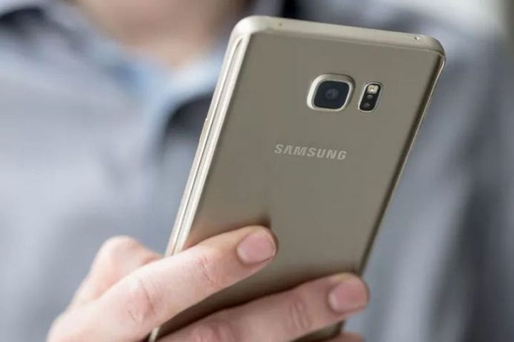 Смартфон Samsung Galaxy M10 засветился в базе данных Geekbench
