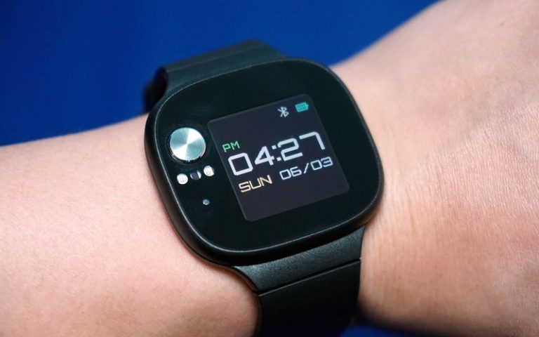 Умные часы Asus VivoWatch BP с функцией тонометра уже продаются в России