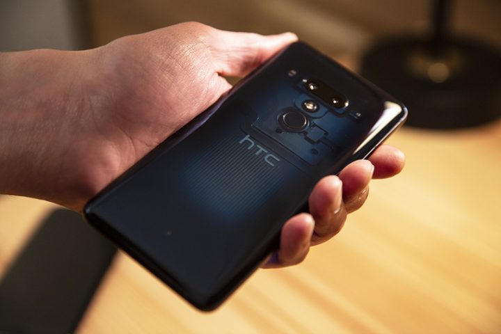 HTC будет выпускать только флагманские и среднебюджетные смартфоны