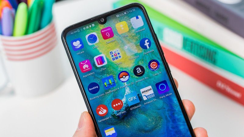 Стала известна российская цена смартфона Huawei P Smart 2019