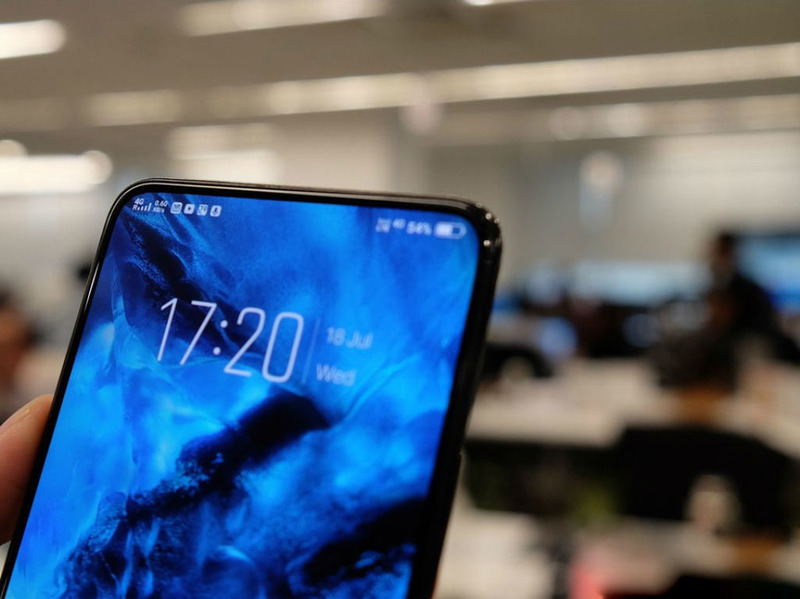 Vivo test. Vivo 1818. Vivo NEX Dual display advertising.