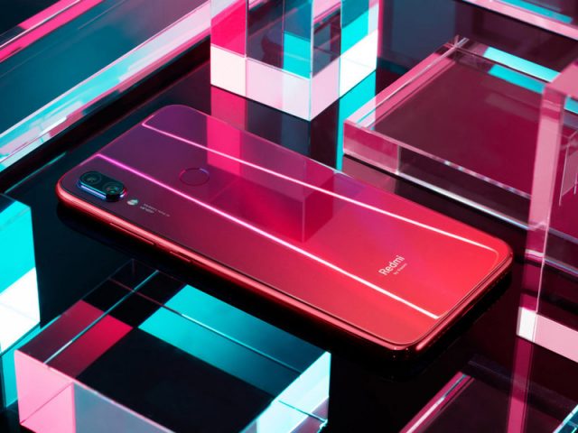 За полмесяца Xiaomi продала больше миллиона смартфонов Redmi Note 7