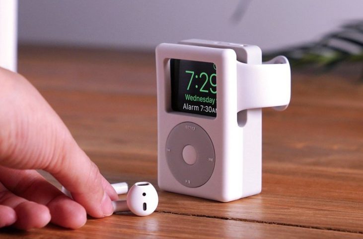 Elago придумала, как превратить Apple Watch в iPod Classic с помощью зарядного кейса