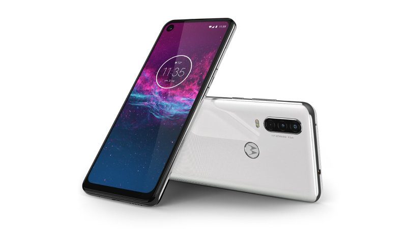 Состоялся долгожданный анонс смартфона Motorola One Action