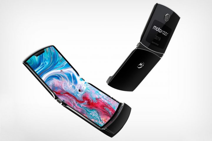Стало известно, что модель Motorola RAZR обновят