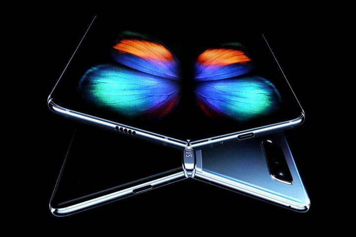 Samsung отменила все предварительные заказы на Galaxy Fold