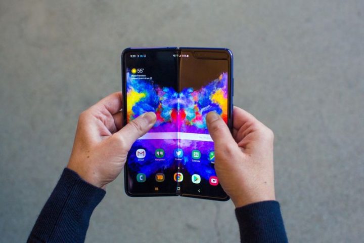 Первая партия складных Samsung Galaxy Fold распродана