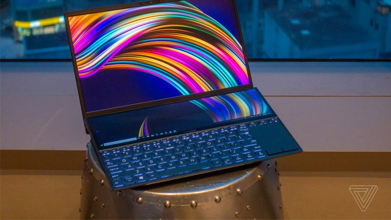 ASUS представила ноутбук с двумя дисплеями