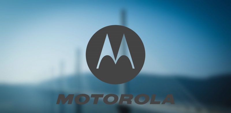 В интернете появилось изображение и спецификация смартфона Motorola One Macro