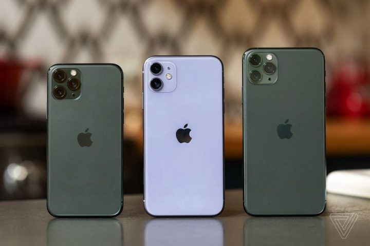 Владельцы новых смартфонов iPhone 11 жалуются, что на внешней части остаются заметные царапины