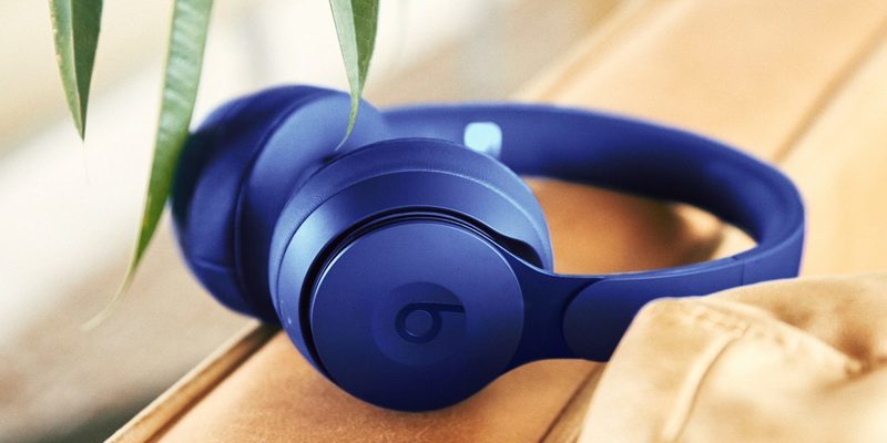 Компания Apple выпустила новые наушники Beats Solo Pro