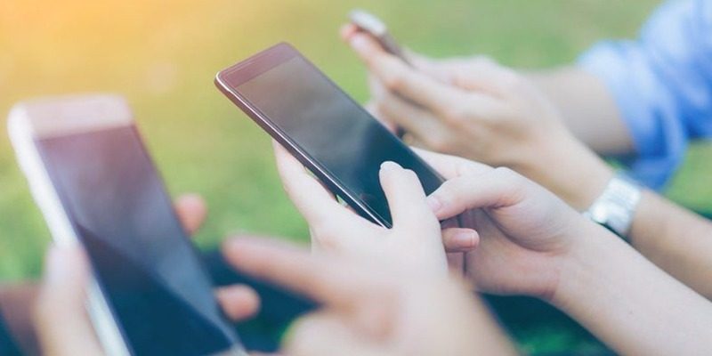 5 приложений на Андроид, которые помогут вам заработать, не выпуская из рук телефон